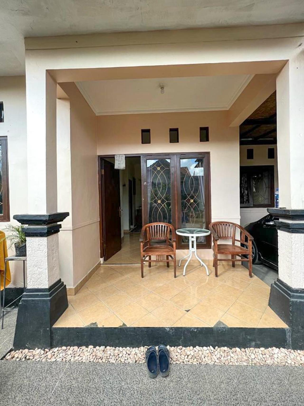Kadek Jingga House - 3 Bedroom By Bijak Ungasan Εξωτερικό φωτογραφία
